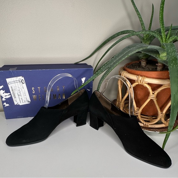 Stuart Weitzman Amber Black Suede Booties | Size 7.5 N | Made in Spain - Picture 6 of 14